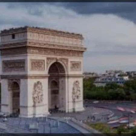 Elysee Prestige Apartment