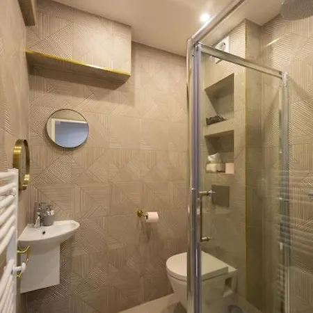 Elysee Prestige * Paris